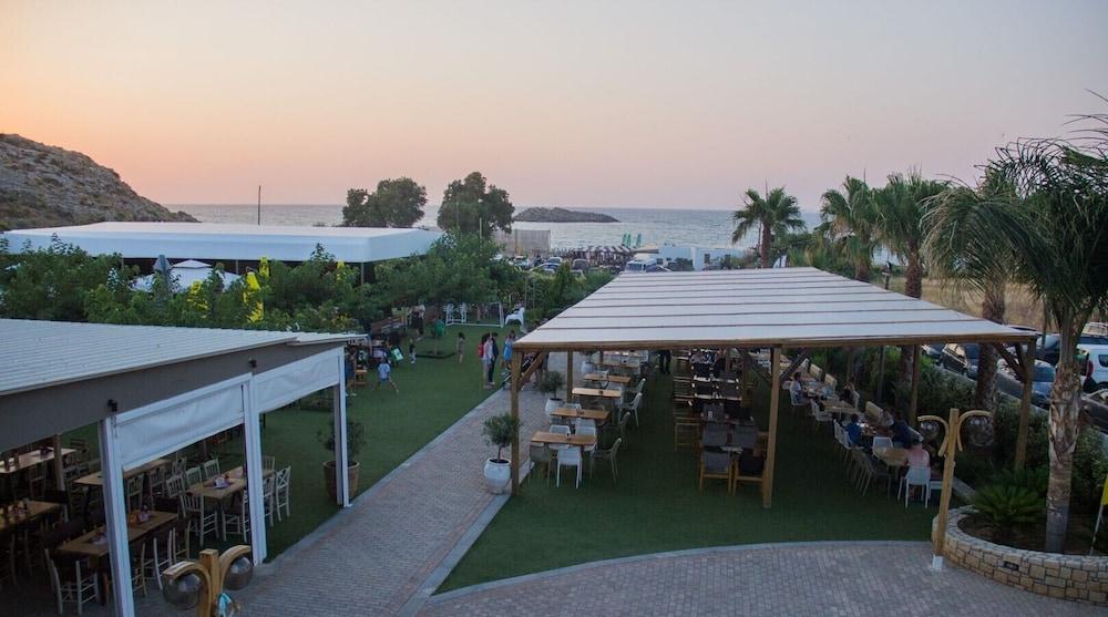 Anemos By Estia Aparthotel 3*