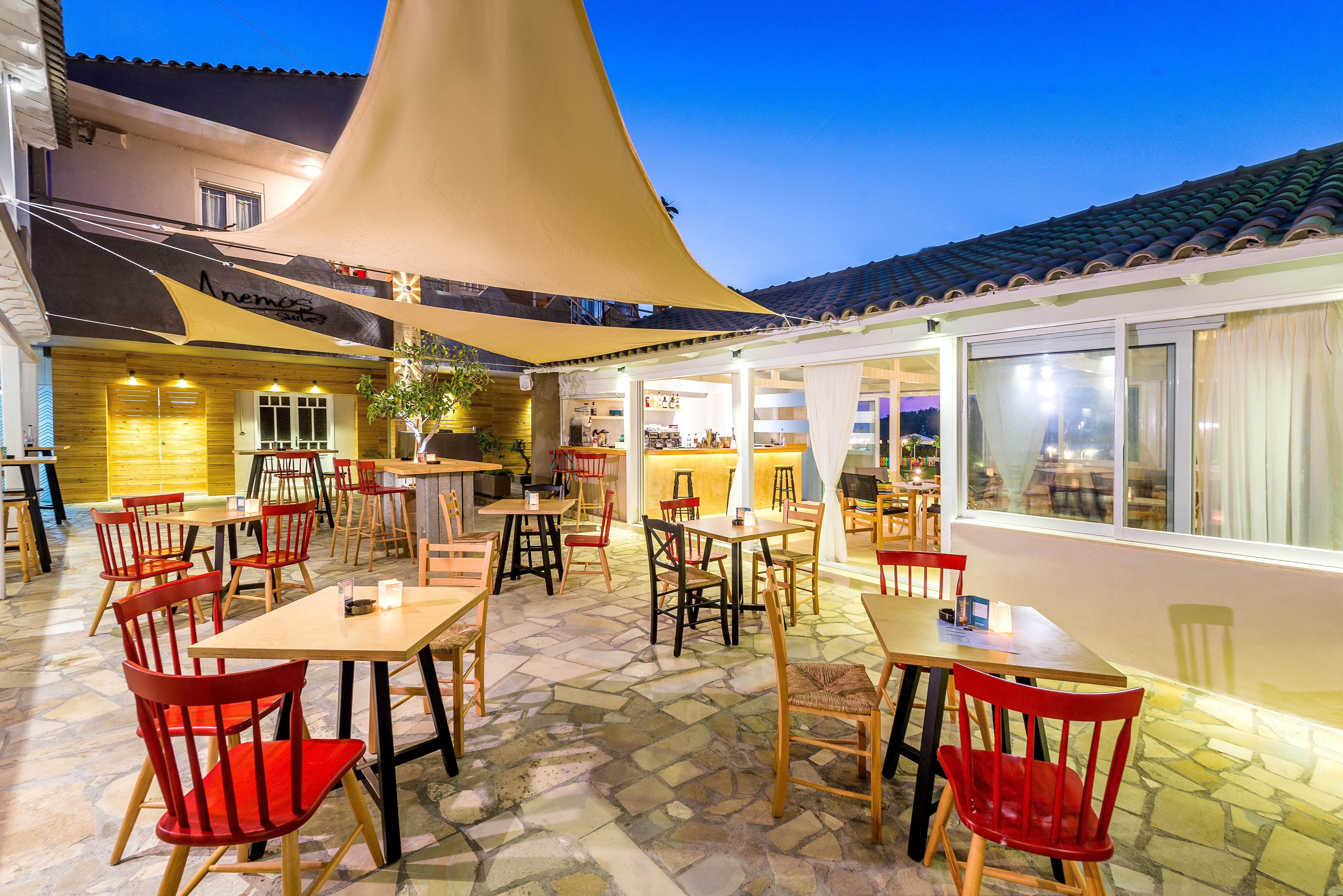 Aparthotel Anemos By Estia 3*